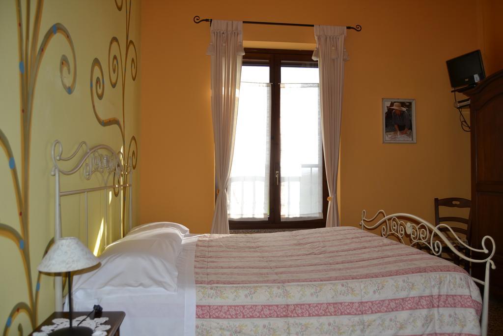 Agriturismo La Mussia Castelnuovo  Zewnętrze zdjęcie